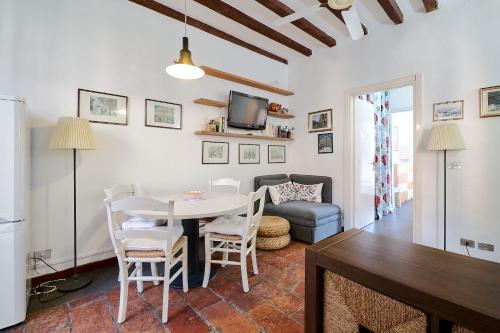 Xenia Apartments - Rustic and cozy apartment in Navigli, Milan (photo 7)