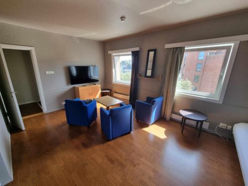 Stord Folkehøgskule Sommarhotell Leirvik in สตอร์ด