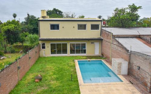 Swimming pool, Casa relax in Roque Sáenz Peña