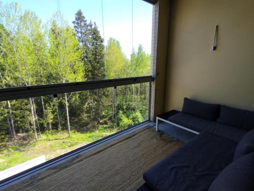 Modern compact apartment 25 minutes from Helsinki