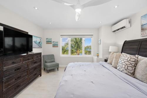 Ocean Front Luxury Property Near San Juan - image 11