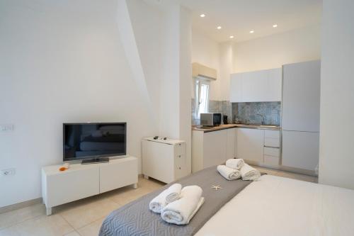 One-Bedroom Apartment image 10