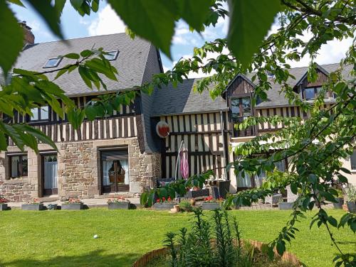 La Gerbaudiere Chambres&Table d hotes proche Mont Saint Michel CUISINE MAISON