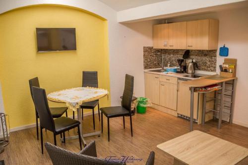 Ferienwohnung-Franziska-Wuensche-Wohnung-1 - image 2