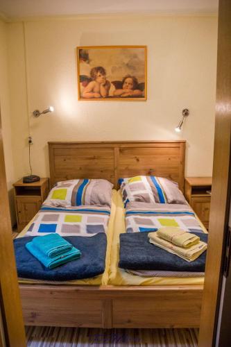 Ferienwohnung-Franziska-Wuensche-Wohnung-1 - image 8