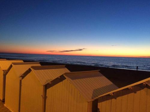 Vue sur Marais et 500 m de la plage in Villers-sur-Mer