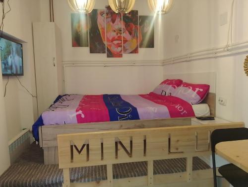 . Studio Mini Lux