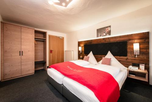Hotel Neue Krone - image 6