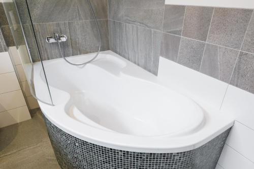 Hot tub, River Apartments in Mlada Boleslav