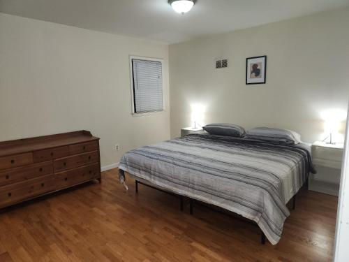 Contemporary & Roomy 2BR apartment near NYC in Jersey City, USA