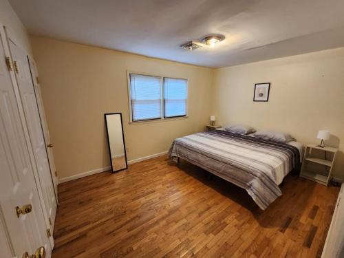 Contemporary & Roomy 2BR apartment near NYC in Jersey City, USA