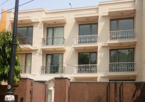 UDS Villa Scandinavian - Next to VFS, Walking to Connaught Place - Delhi Gymkhana Club