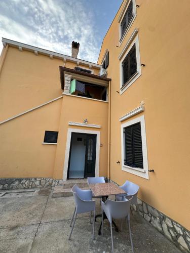 Pohled zvenku, Apartments Cunski in Cunski