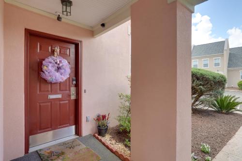 Golf Getaway with Pool Access in Myrtle Beach! Golf Getaway with Pool Access in Myrtle Beach!