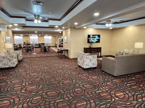 로비, 퀄리티 스위트 미들랜드 노스 루프 250 (Quality Suites Midland North Loop 250) in 미드랜드 시티 센터