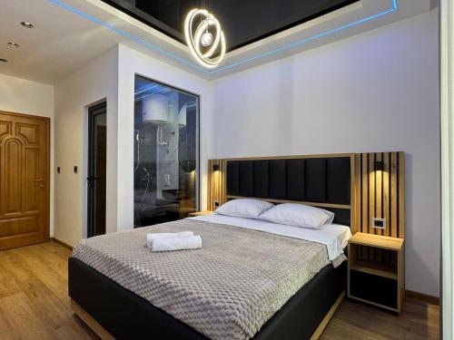 Blue Star Apartments - main image