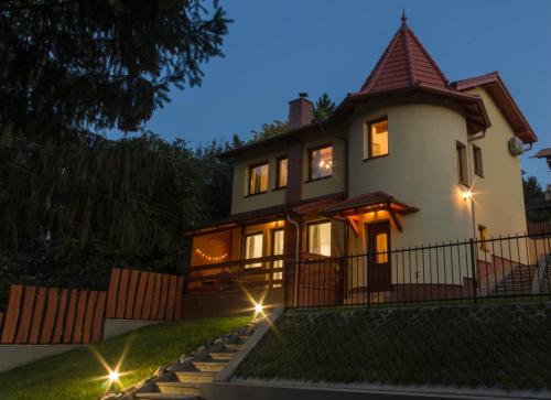 Exterior view, Beszterce Vendeghaz in Salgótarján