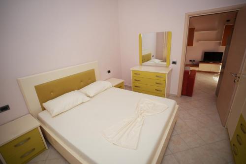 Deluxe Apartment image 3