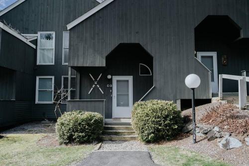 NEW! Townhouse - Tenney Mountain Resort in Plymouth (New Hampshire)