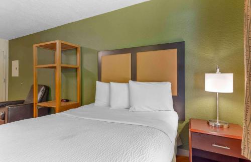 Extended Stay America Suites - Orlando - Maitland - Summit Tower Blvd