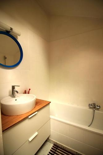 Bright studio close to Zaventem airport, Брюссель (фото 2)