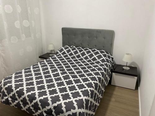  Casa con Piscina cerca de la playa in Baiona