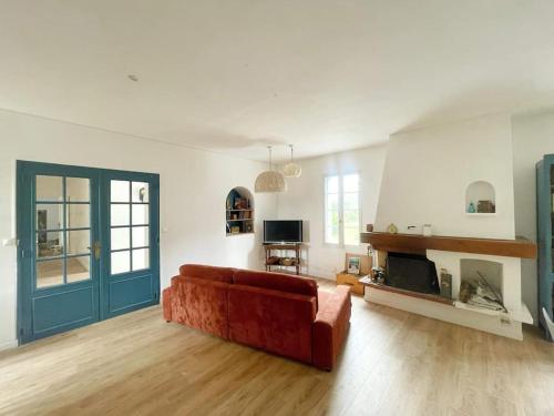 Lesptitsyo in La Ménitré