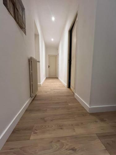 Lesptitsyo in La Ménitré