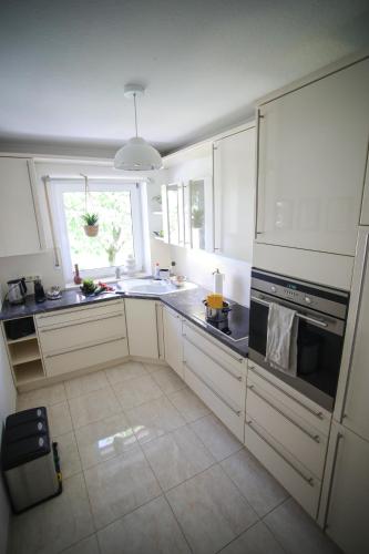 Konyha, Zentral - Gemütlich - Küche - Balkon - Garage (Zentral - Gemutlich - Kuche - Balkon - Garage) in Bad Lippspringe