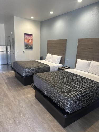 M&M Inn and Suites 4