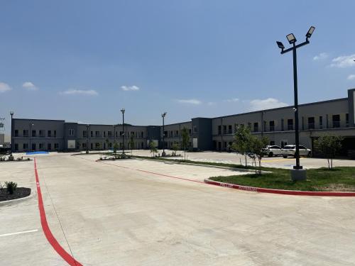M&M Inn and Suites 5