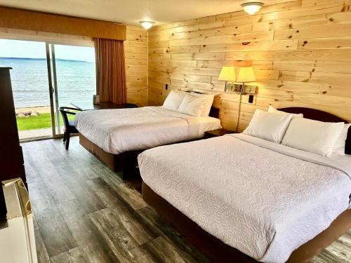 Bridgeview Motel - image 12