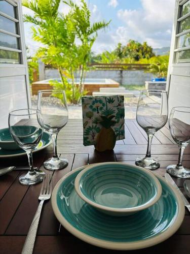 Terraza/balcón, Refuge PêBê Joli logement au coeur d'un immense jardin tropical (Refuge PeBe Joli logement au coeur d'un immense jardin tropical) in Ducos