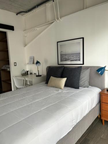 Apartamento moderno 1 habitacion y 1 bano, area Cayala Embajada USA in Zone 16