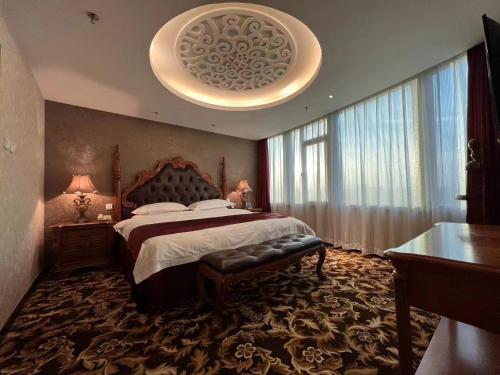 room detail thumbnail 0