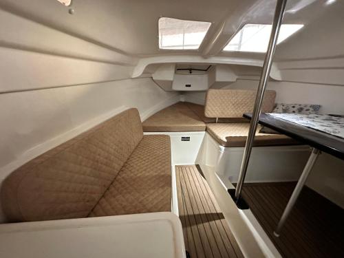 Floating Home - Übernachten auf einer Segelyacht im Hafen, Friedrichshafen (fotografie 9)