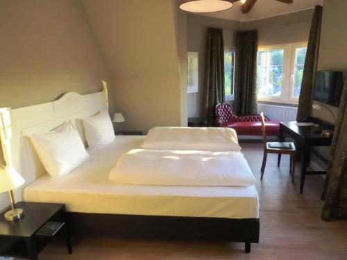 Villa Waldfrieden - Gästehaus zum Jugendstilhotel - image 2