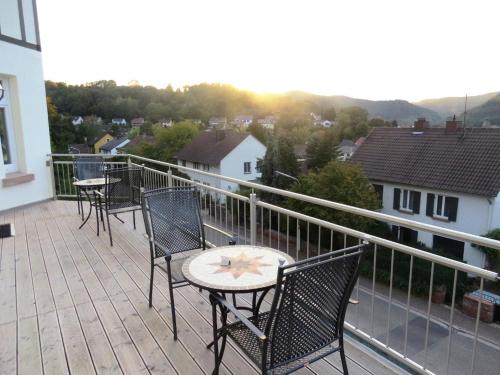 View, Villa Waldfrieden - Gastehaus zum Jugendstilhotel in Annweiler am Trifels