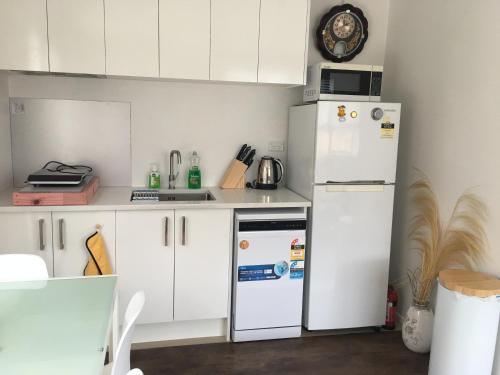 West Auckland Delight Stay in هندرسون