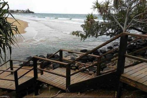 Pet & Family Friendly Ocean Front Beach Cottage, Bargara (zdjęcie 8)