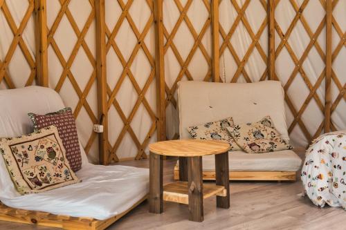 La Muntanera - Eco Yurt - Pool, Nature retreat