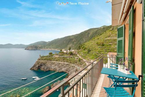 Oltremare, Terre Marine, Manarola (foto 3)
