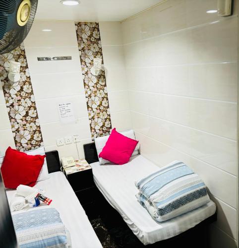 Deluxe Twin Room room in Holland Guest House