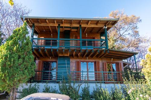 Zeus-Village οικισμος φινλανδικων chalet με πισινες & γυμναστηριο in Kamena Vourla