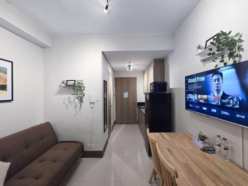 1BR Condotel with Balcony at FAME Residences #FM32, Manila