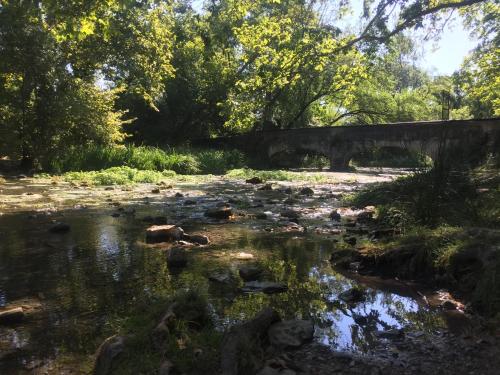 Aux Cyprès du Sud : mer et montagne