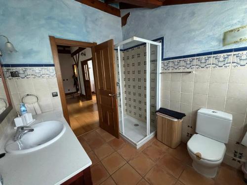 4 bedrooms villa with city view private pool and enclosed garden at Bizkaia