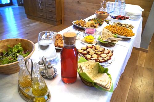 B&B EcoAntico casa in paglia in Maiolo