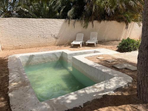 App 2 chambres piscine privative 600m plage