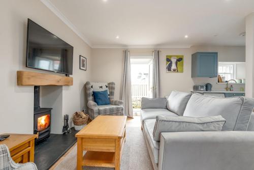 共用Lounge/電視區, Jura Cottage - Peat Inn in 披特因